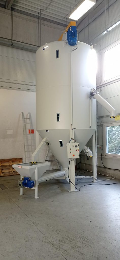 Homogenizační silo s oplachem